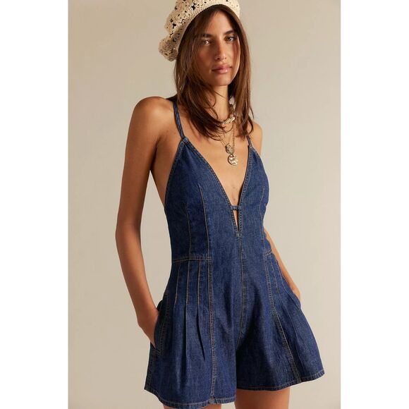 Free People We The Free Nostalgia Ultra-Shortalls Romper Denim Swingy S 282633 - Picture 1 of 8